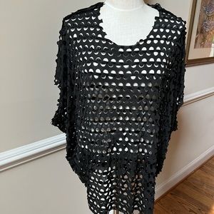 Black Women's Peekaboo Tunic Top